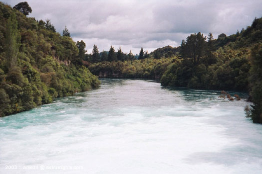 20031127-hukafalls-07